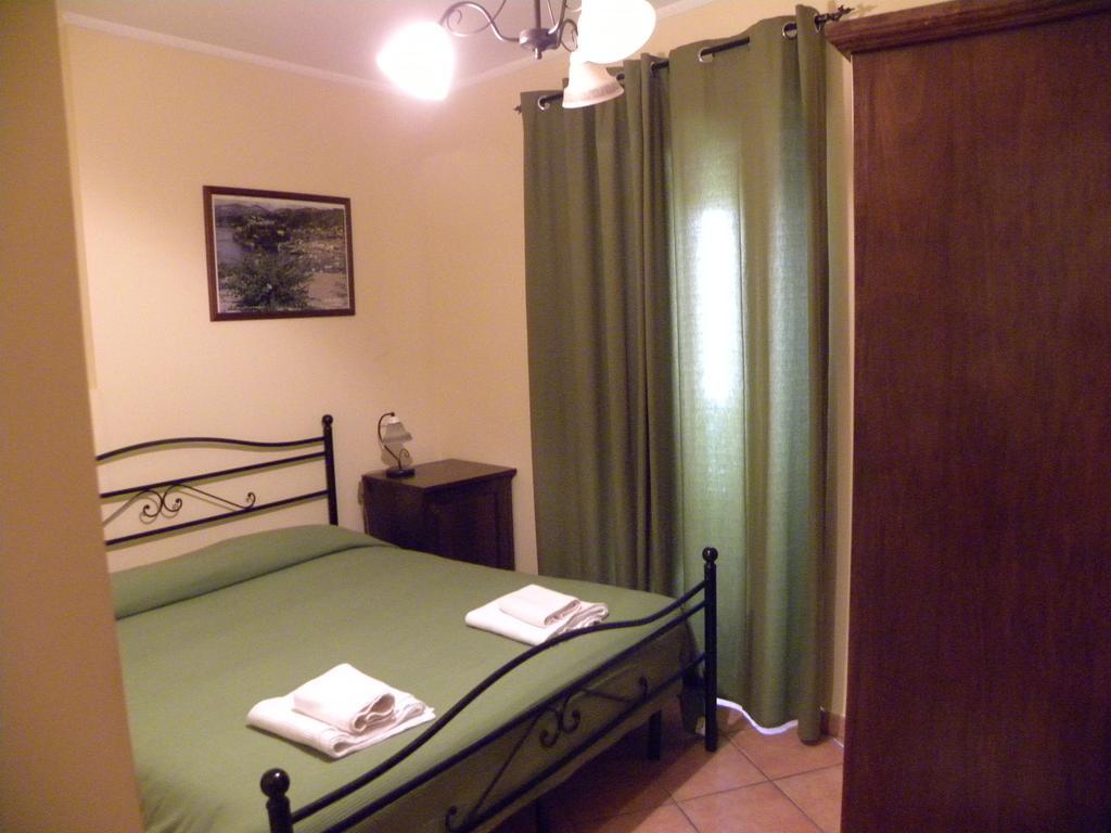 Case Vacanze Albamarina Lipari (Isola Lipari) Quarto foto