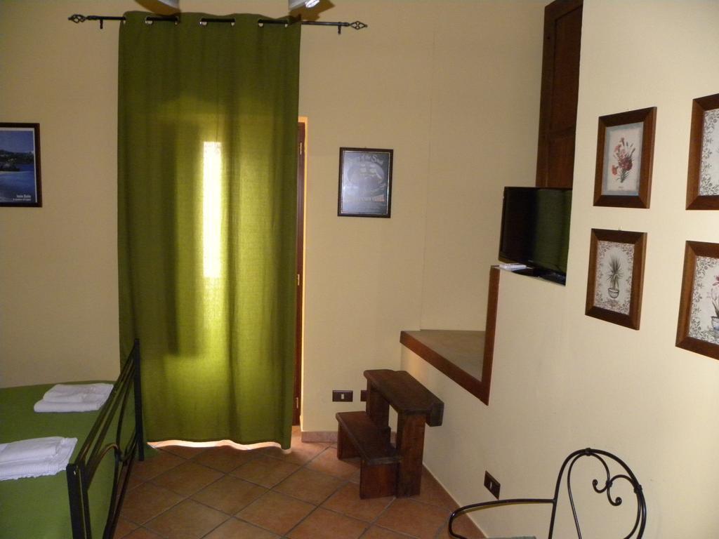 Case Vacanze Albamarina Lipari (Isola Lipari) Quarto foto