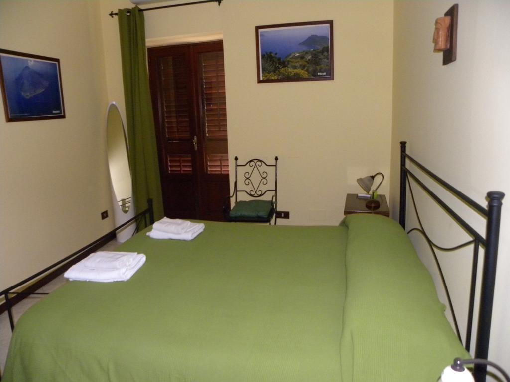 Case Vacanze Albamarina Lipari (Isola Lipari) Quarto foto