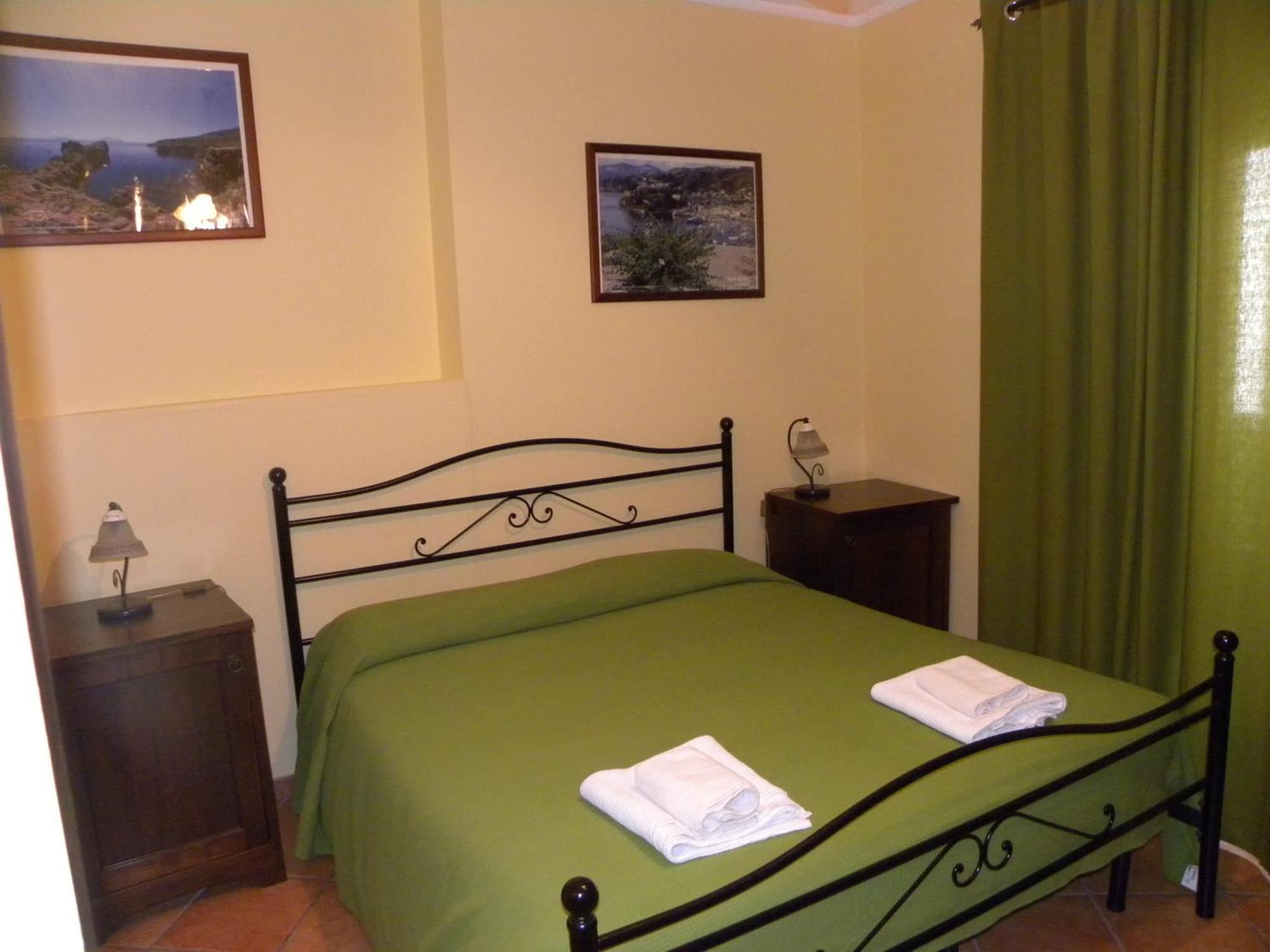 Case Vacanze Albamarina Lipari (Isola Lipari) Quarto foto